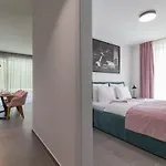 Luxury Magali 3 Apartment *