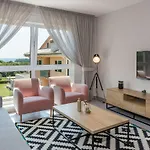 Luxury Magali 3 Apartment *