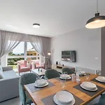 Luxury Magali 3 *