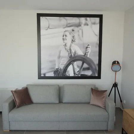 Luxury Magali 3 Apartment *