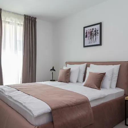 Luxury Magali 3 Apartment *